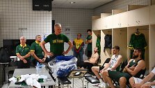 Gitanas Nausėda lankėsi Lietuvos rinktinės rūbinėje