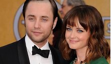 Alexis Bledel ir Vincentas Kartheiseris