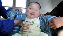 8 mėnesių kūdikis sveria jau 18 kg.
