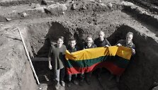 Mėnaičiuose atkastas partizanų bunkeris