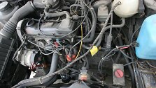 Automobilio variklis