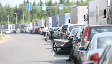 Medininkų pasienio poste kelių kilometrų eilės