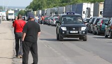 Medininkų pasienio poste kelių kilometrų eilės