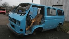 Ne vieno daugiabučio kieme vietą užima pana&scaron;ūs &bdquo;eksponatai&ldquo;. Juos raginama i&scaron;registruoti ir i&scaron;vežti į metalo laužo supirktuves. 