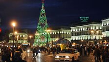 Pačioje Madrido &scaron;irdyje &ndash; Puerta del Sol aik&scaron;tėje sužibo ir Kalėdų eglė. 