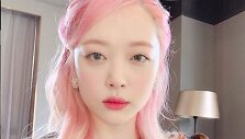 K-pop žvaigždė Sulli