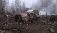 Per aviakatastrofą žuvo Lenkijos prezidentas L.Kaczynskis ir dar mažiausiai 87 keleiviai.