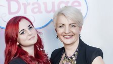 Au&scaron;ra Haglund su dukra Melani Pettersson