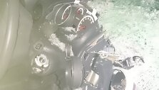 Nukritusio ledo luito sudaužytas automobilis