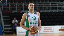 Rokas Ūzas