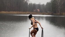 5fbd1ad697493video_5fbd1ab677acb