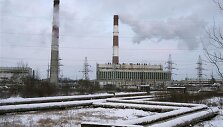 2003 m. tuometinė Kauno valdžia KTE pardavė Rusijos koncernui &bdquo;Gazprom&ldquo; ir sutartimi įsipareigojo i&scaron; elektrinės 15 metų pirkti ne mažiau kaip 80 proc. miestui reikalingos &scaron;ilumos.