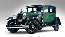 &bdquo;Cadillac V8 Town Sedan&ldquo;