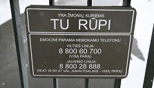 Sostinės tiltai i&scaron;tikus emocinei krizei kvies kalbėtis