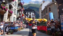 Gediminas Grinius fini&scaron;uoja bėgime aplink Monblaną