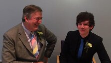 Stephenas Fry ir Elliottas Spenceris