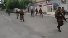 Internete pavie&scaron;intas vaizdo įra&scaron;as, įrodantis, kad Donbase veikia  &bdquo;Kadyrovo vyrai&ldquo;.