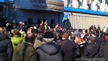 Separatistai prie saugumo pastato