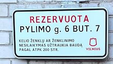 Lentelė ant Pylimo g. 6 namo