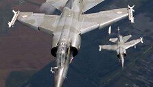 Prancūzijos karinių oro pajėgų naikintuvai &bdquo;Mirage 2000&ldquo;