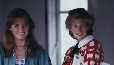 Ledi Sarah Ferguson ir princesė Diana (1983 m.)