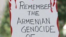 Protestas prie Kalifornijos valstijos valdžios, kuriame reikalaujama pripažinti armėnų genocidą