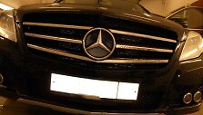 &bdquo;Mercedes-Benz&ldquo; automobiliu buvo vežamos paslėptos kontrabandinės cigaretės