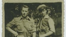 Lokio rinktinės Vyties kuopos vadas Balys Vaičėnas-Liubartas ir jo patikėtinis Andrius Dručkus-Ker&scaron;tas, 1946 m. Vaičėnų k.