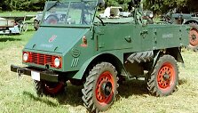 Pirmieji sunkvežimiai &bdquo;Unimog&ldquo;