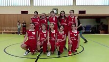 Mergaičių komanda