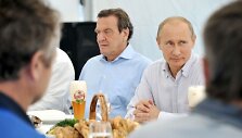 V.Putinas su G.Schroederiu