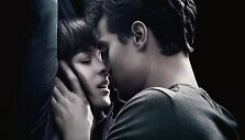 Dakota Johnson ir Jamie Dornanas filme &bdquo;Penkiasde&scaron;imt pilkų atspalvių&ldquo;