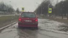 Kauno &Scaron;iaurės prospektas virto upeliu