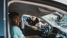Žalgiriečiai su naujais automobiliais