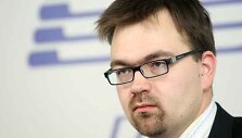 Vie&scaron;ųjų ry&scaron;ių specialistas M.Katkus.
