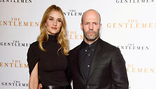 Rosie Huntington-Whiteley ir Jasonas Stathamas