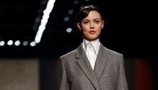 &bdquo;Fendi&ldquo; 2019&ndash;2020 m. rudens ir žiemos kolekcijos modelis