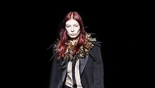 &bdquo;Marc Jacobs&ldquo; 2019 &ndash; 2020 m. rudens ir žiemos kolekcijos modelis