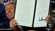 D. Trumpas / CHIP SOMODEVILLA / Getty Images via AFP