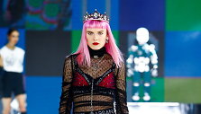 &bdquo;Dolce & Gabbana&ldquo; 2021&ndash;2022 rudens ir žiemos kolekcijos modelis: Ugnė Gelgotaitė