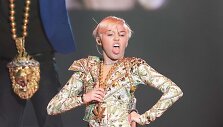 Miley Cyrus (2014 m.)