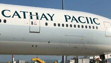 &bdquo;Cathay Pacific&ldquo; klaida ant lėktuvo