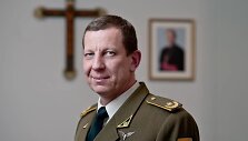 Kunigas Arnoldas Valkauskas