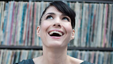 Filmo &bdquo;Pankė&ldquo; heroje Kathleen Hanna.