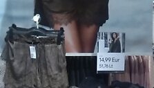 &bdquo;H&M&ldquo; skelbiamos kainos eurais &ndash; didesniu &scaron;riftu