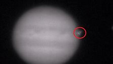 Jupiterio susidūrimas su neatpažintu objektu