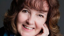 Dee White