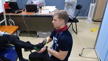 Marius Jonelis žiemos olimpinėse žaidynėse padėjo atletams kojų įtvarais.