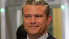 Pete'as Hegsethas /  / AP