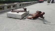 Lionelio Messi statula po vandalų i&scaron;puolio